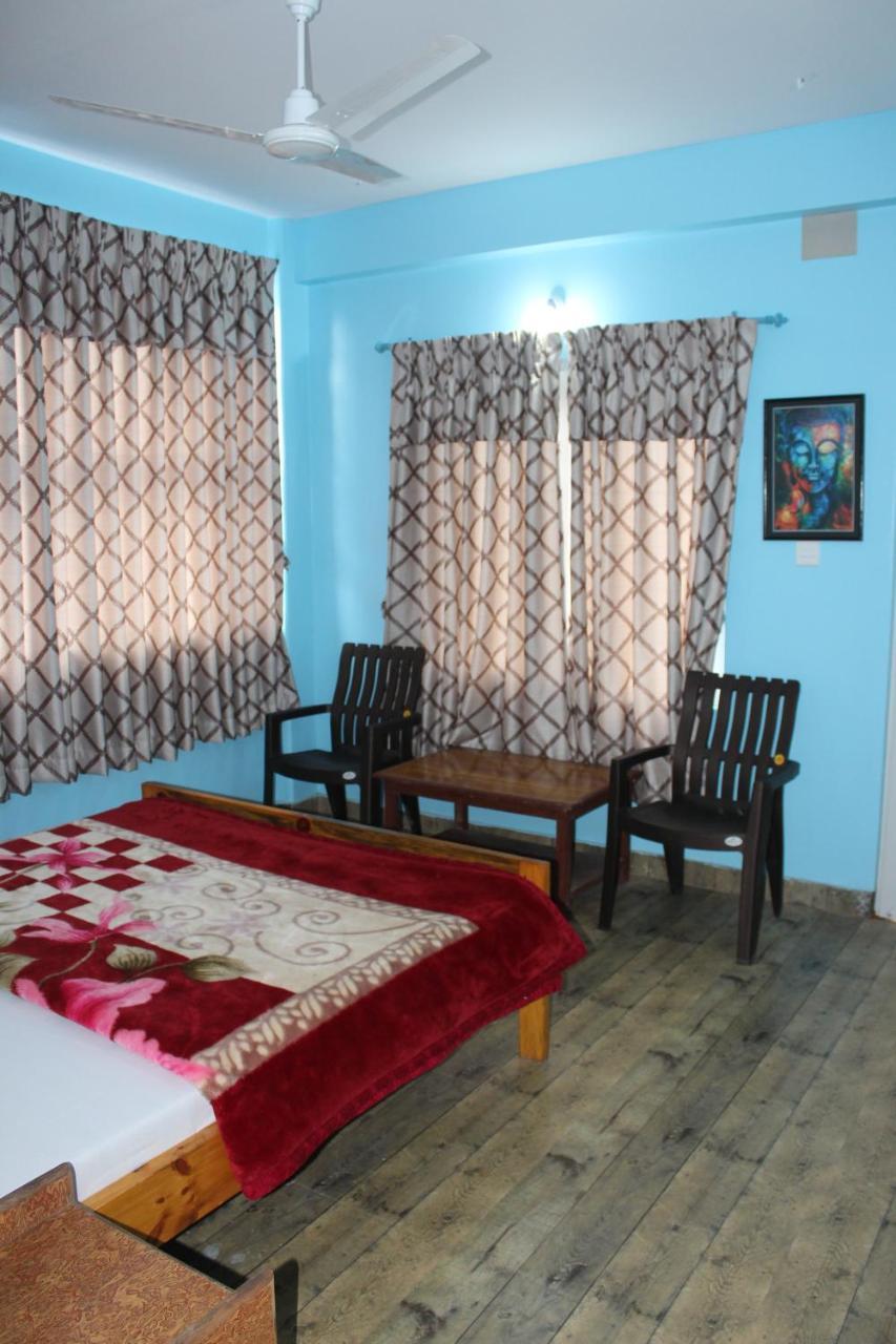 Bickey'S Homestay Pokhara Eksteriør bilde